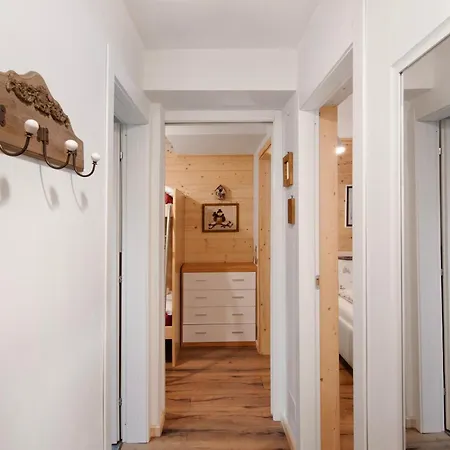 Apartment A Casa Di Anna Madesimo